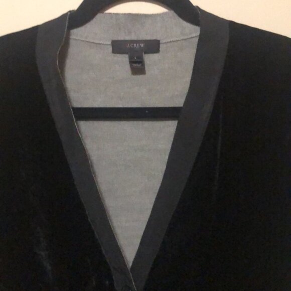 J. CREW black & gray cardigan. Size L. Velvet front & wool mix sleeves. - Picture 8 of 9